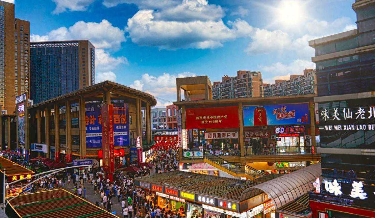 运势暴涨！2025年对于生肖狗来说，特别顺利，霉运散去贵人来！